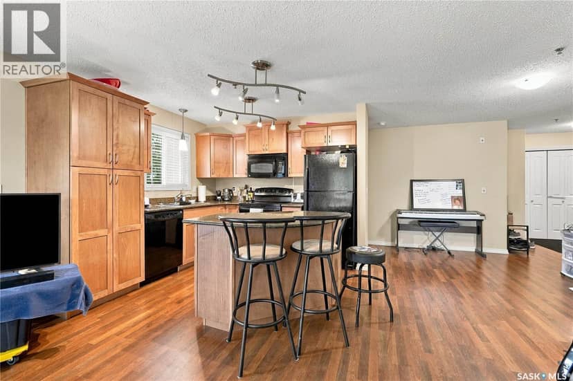 A106 103 Wellman LANE — photo 10 of 36