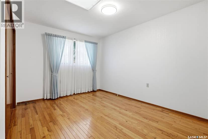2807 Howell DRIVE E — photo 16 of 40