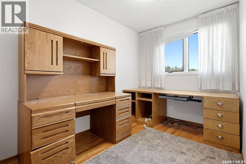 2807 Howell DRIVE E — photo 19 of 40