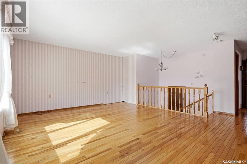 2807 Howell DRIVE E — photo 7 of 40
