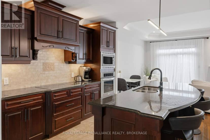 1243 Lisbon Place — photo 19 of 40