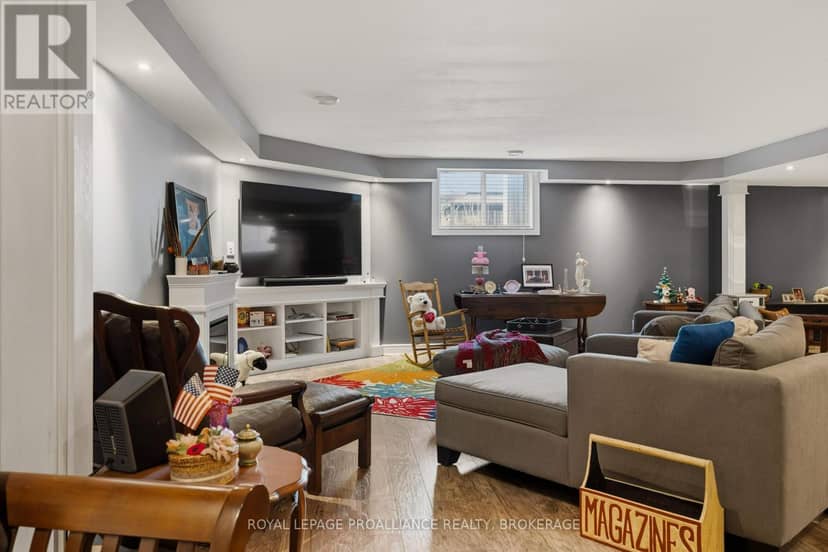 1243 Lisbon Place — photo 33 of 40