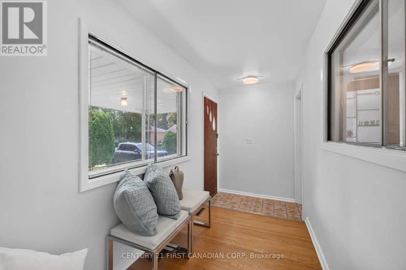 141 Fairhaven Circle — photo 6 of 40