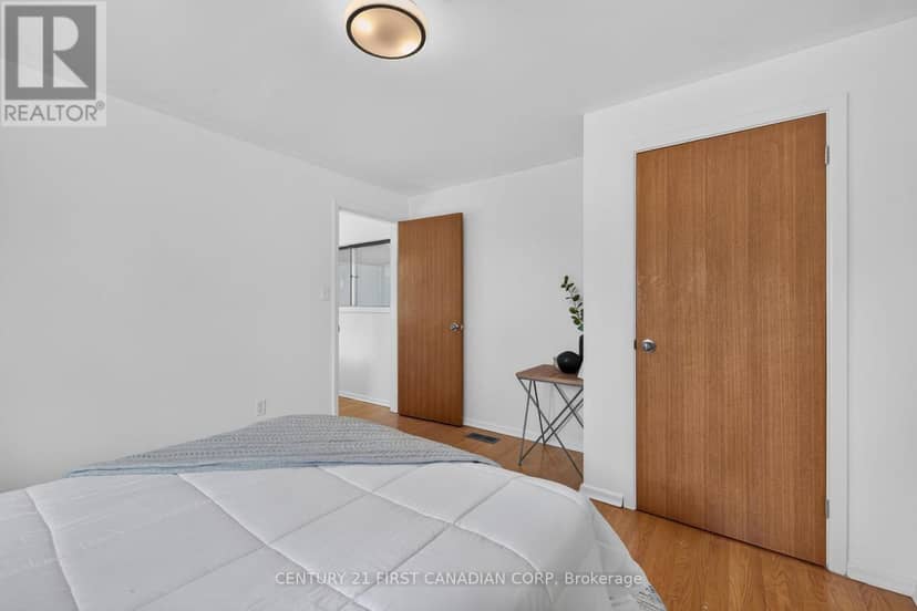 141 Fairhaven Circle — photo 9 of 40
