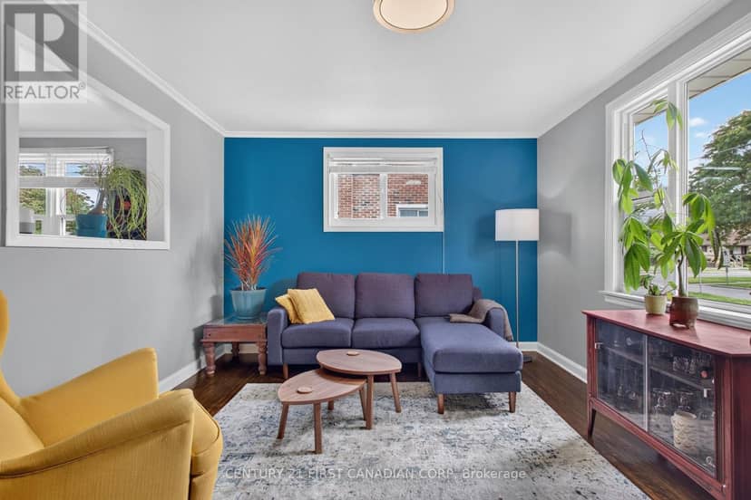 218 Vancouver Street — photo 11 of 40