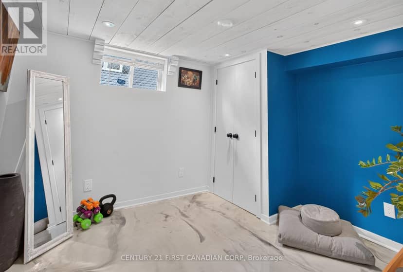218 Vancouver Street — photo 26 of 40