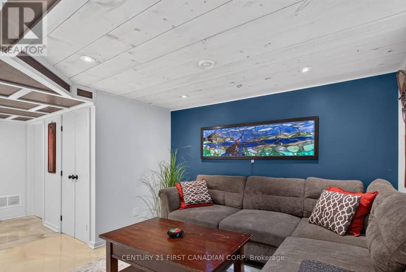 218 Vancouver Street — photo 36 of 40