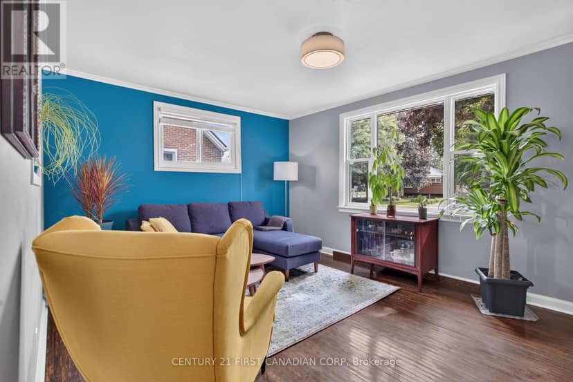 218 Vancouver Street — photo 7 of 40