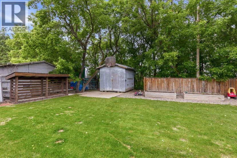 108 Walter Street — photo 10 of 40