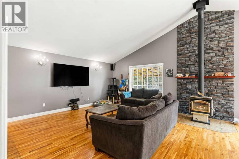 108 Walter Street — photo 27 of 40