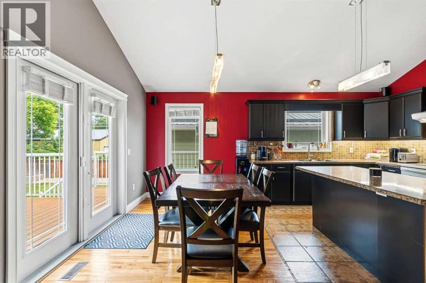 108 Walter Street — photo 22 of 40