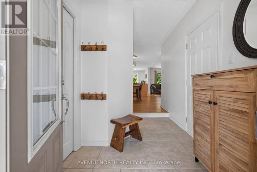 4223 Kelly Farm Drive — photo 3 of 40