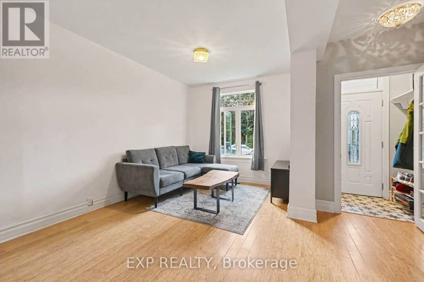 541 Bay Street — photo 6 of 34