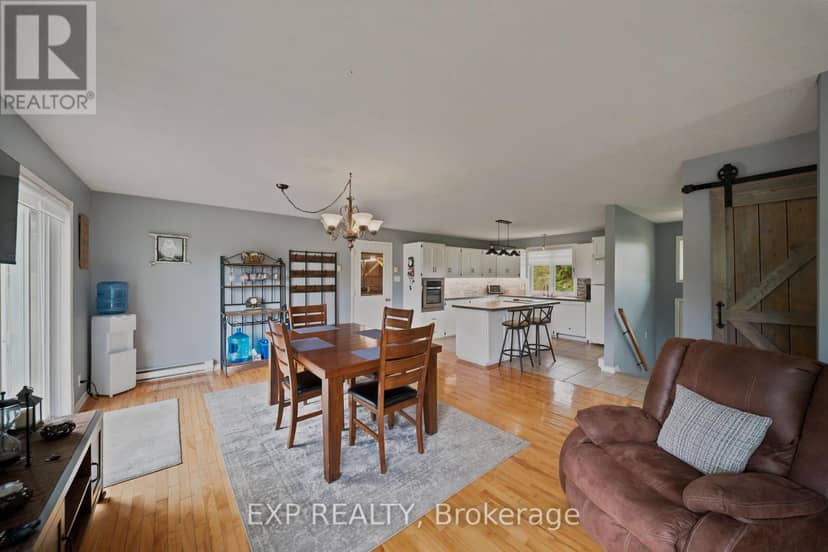 1445 Du Lac Road — photo 12 of 40