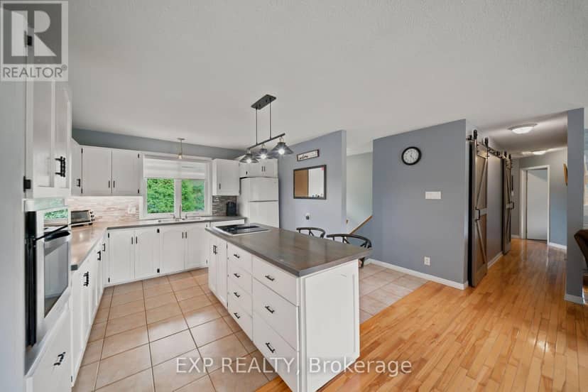 1445 Du Lac Road — photo 14 of 40