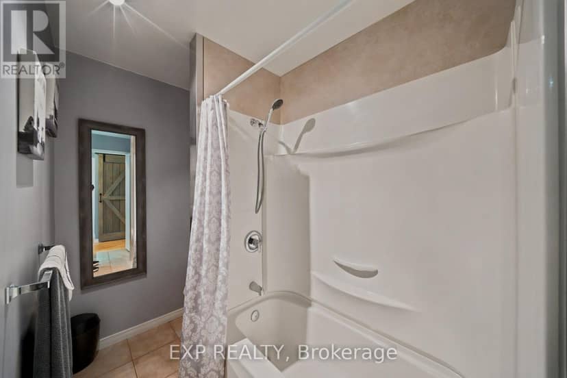 1445 Du Lac Road — photo 18 of 40