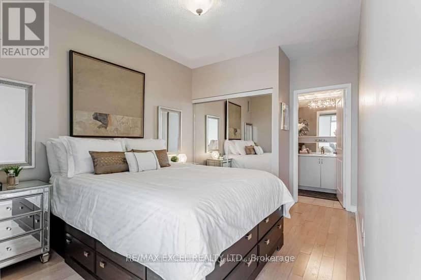 1126 - 2885 Bayview Avenue — photo 26 of 40