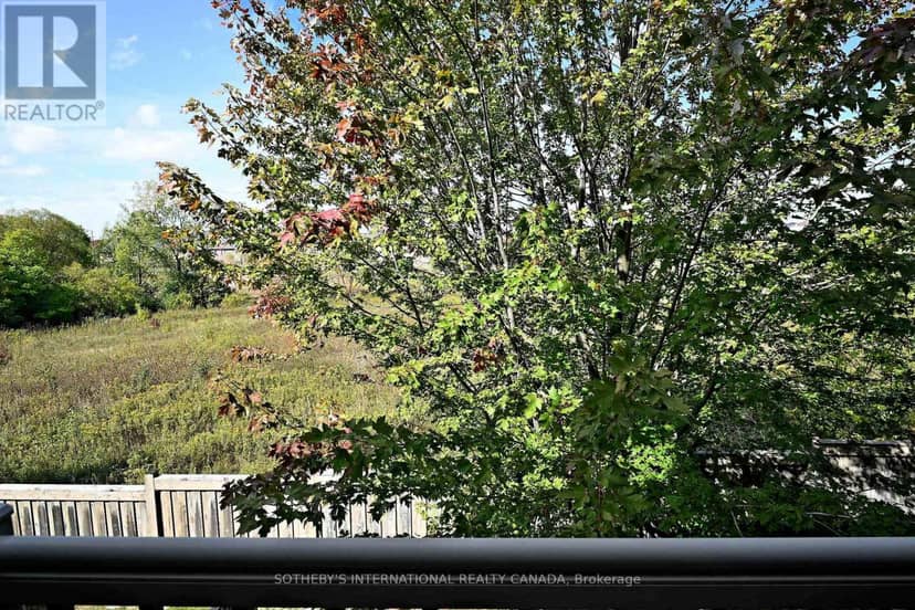 38 Cedar Lake Crescent — photo 19 of 40