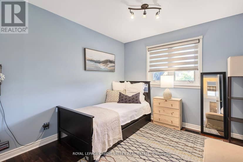 24 Ladore Drive — photo 14 of 40