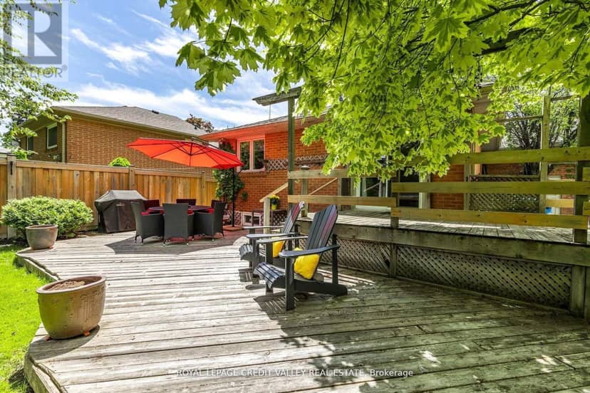 24 Ladore Drive — photo 35 of 40