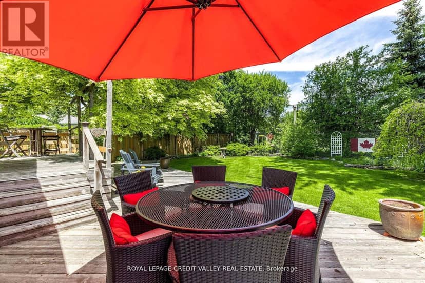 24 Ladore Drive — photo 39 of 40