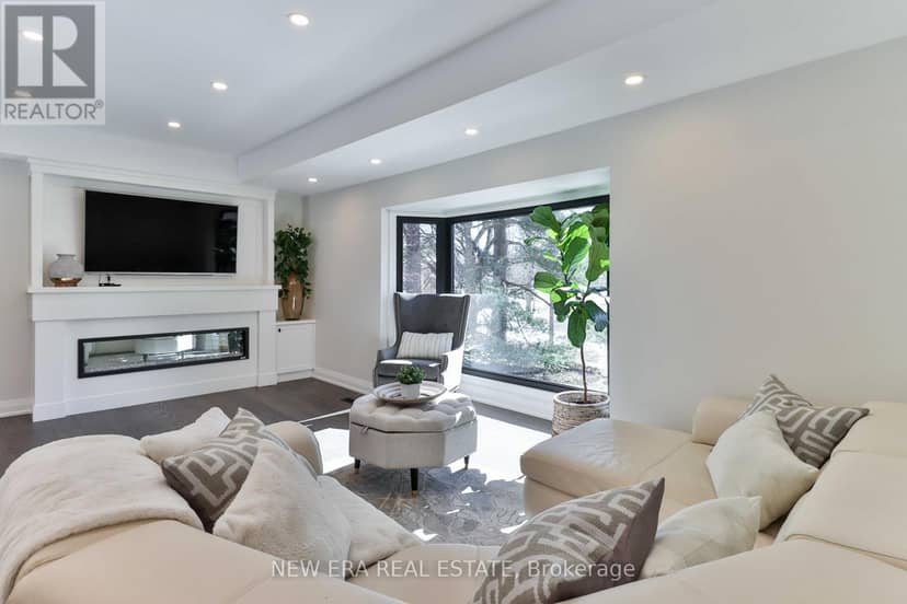 1481 Chasehurst Drive — photo 9 of 39