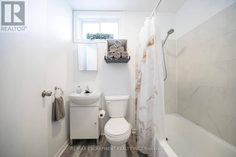 171 Drummond Street — photo 17 of 34