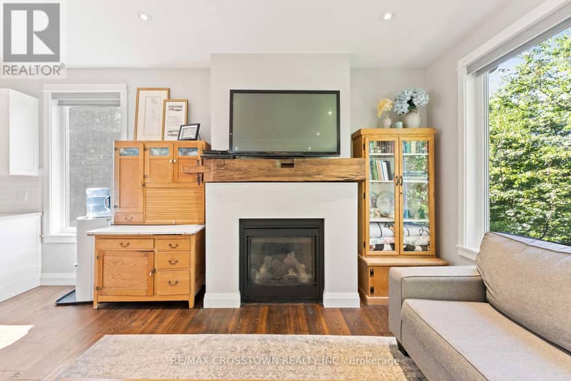 482 East Poverty Bay Road — photo 14 of 40