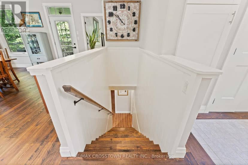 482 East Poverty Bay Road — photo 23 of 40