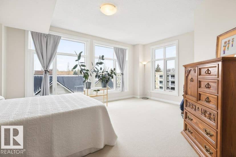 #408 9020 Jasper Av NW — photo 21 of 40