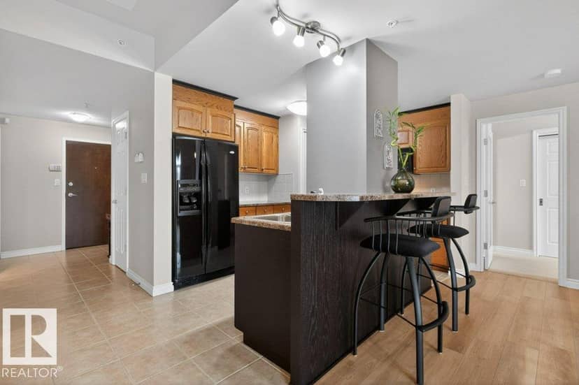 #408 9020 Jasper Av NW, Edmonton, photo 5