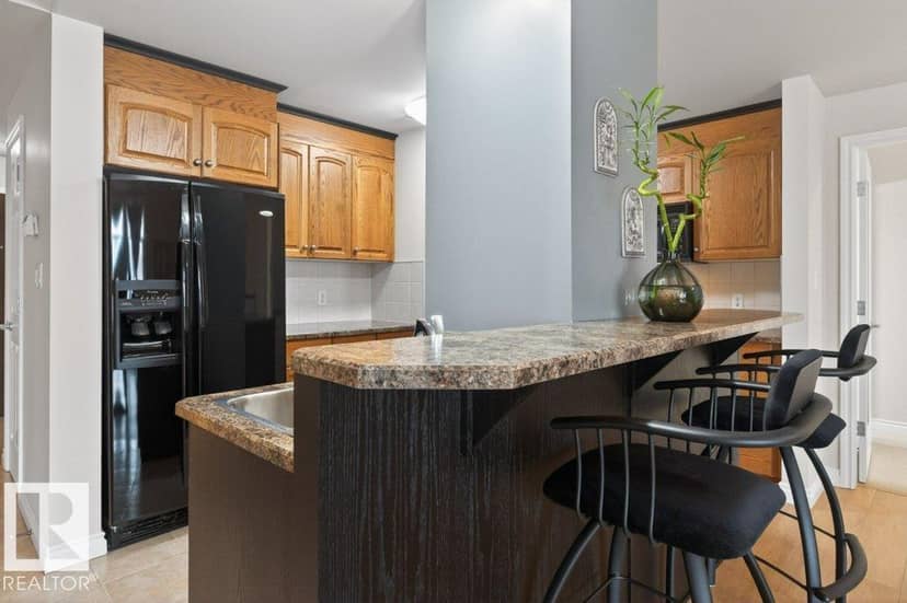 #408 9020 Jasper Av NW, Edmonton, photo 6