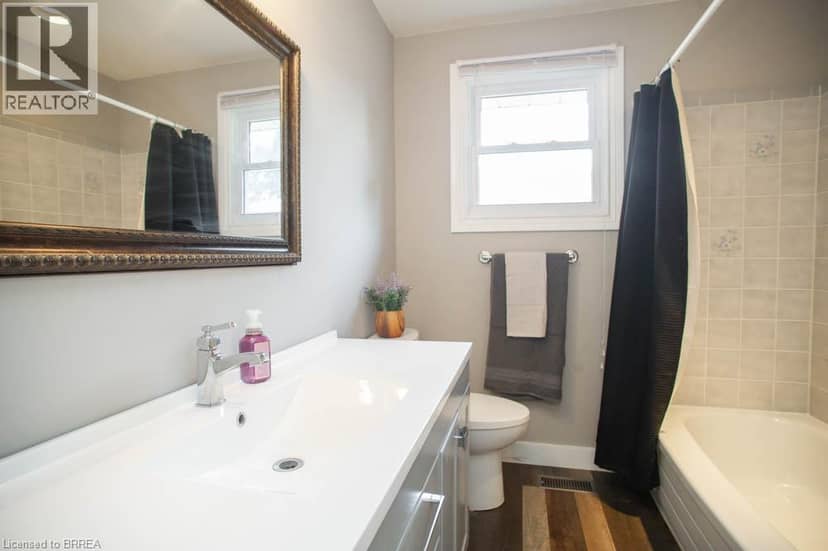 27 MYRTLEVILLE Drive — photo 20 of 36