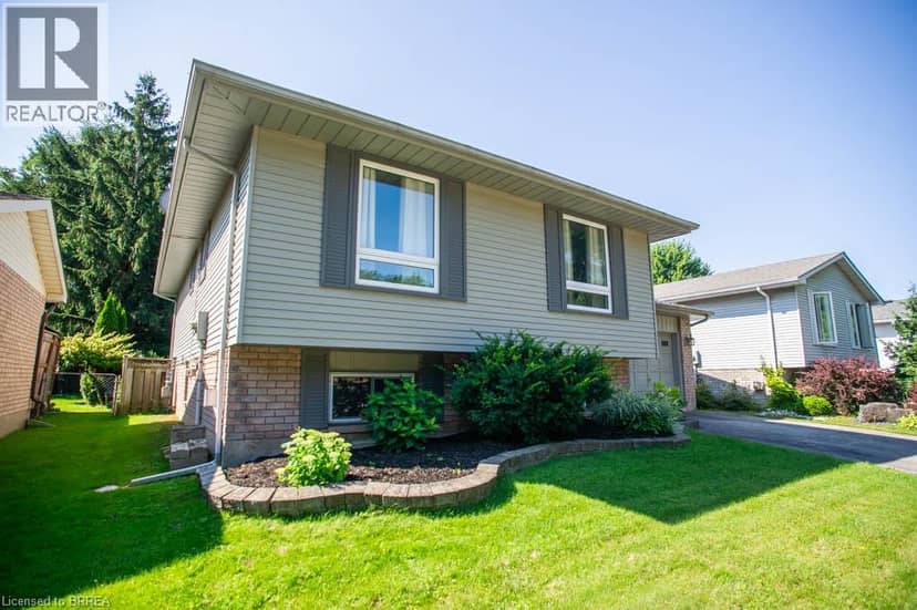 27 MYRTLEVILLE Drive — photo 4 of 36