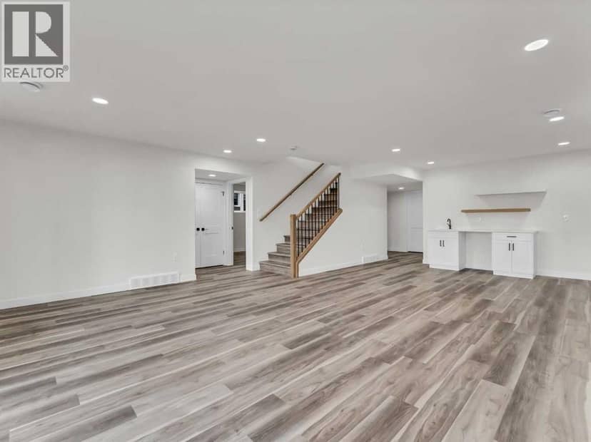 107 Sierra Road SW — photo 13 of 17