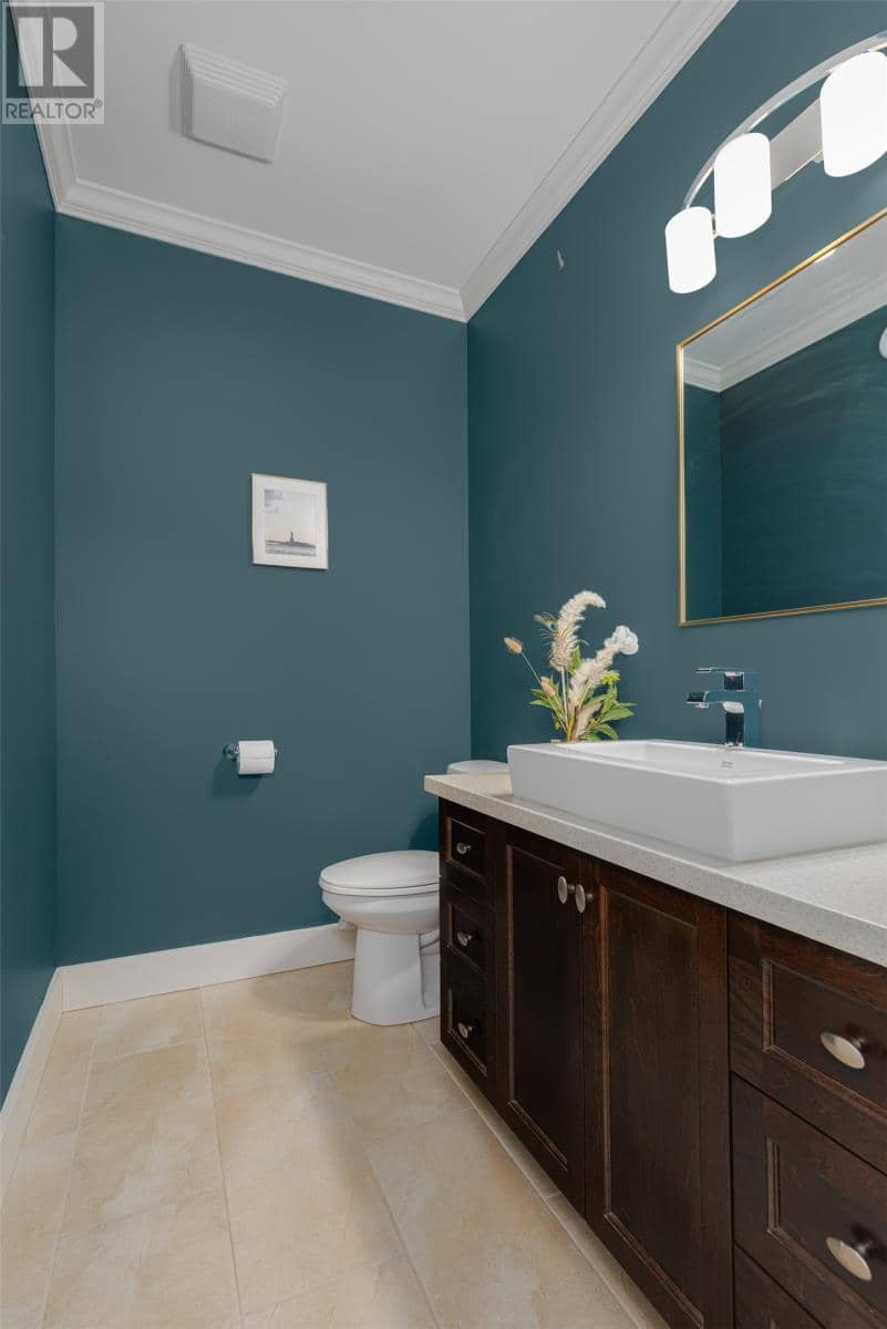 15 Flora Drive — photo 18 of 40