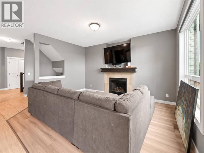 205 Hillcrest Drive SW — photo 14 of 35