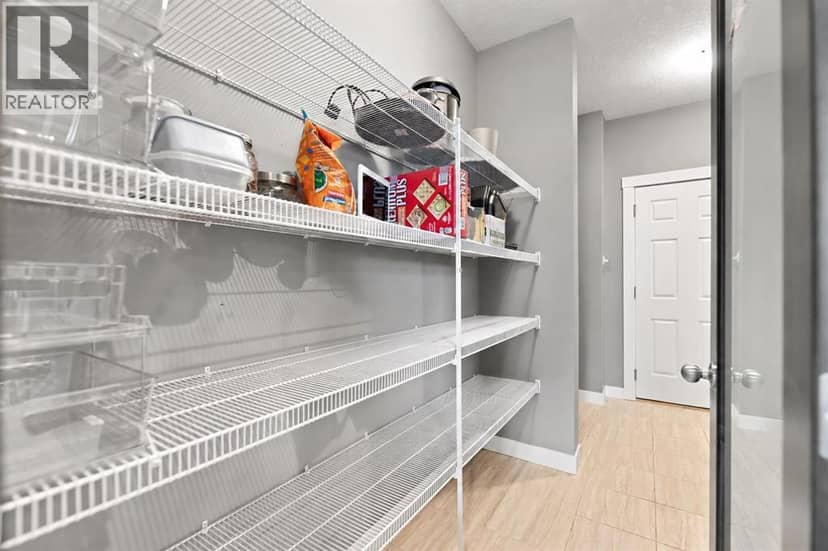205 Hillcrest Drive SW — photo 18 of 35