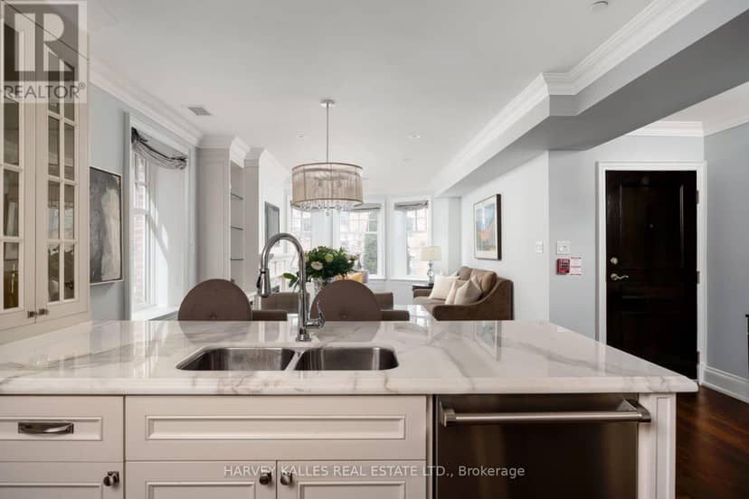 2D - 319 Lonsdale Road — photo 17 of 40