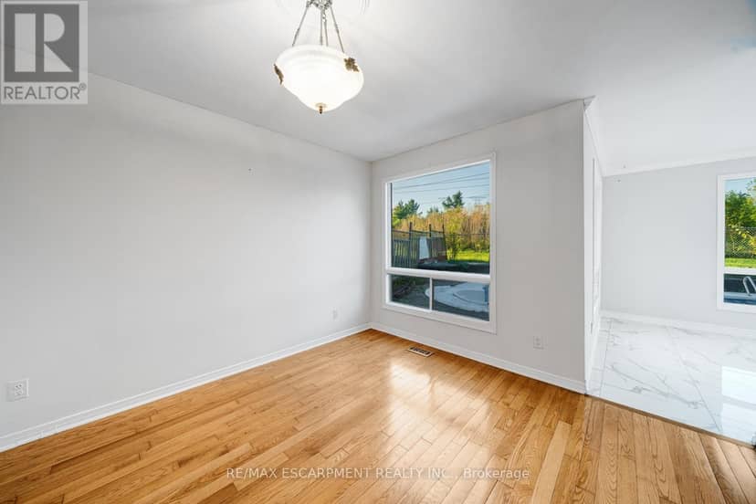2081 Lynn Heights Drive — photo 7 of 40