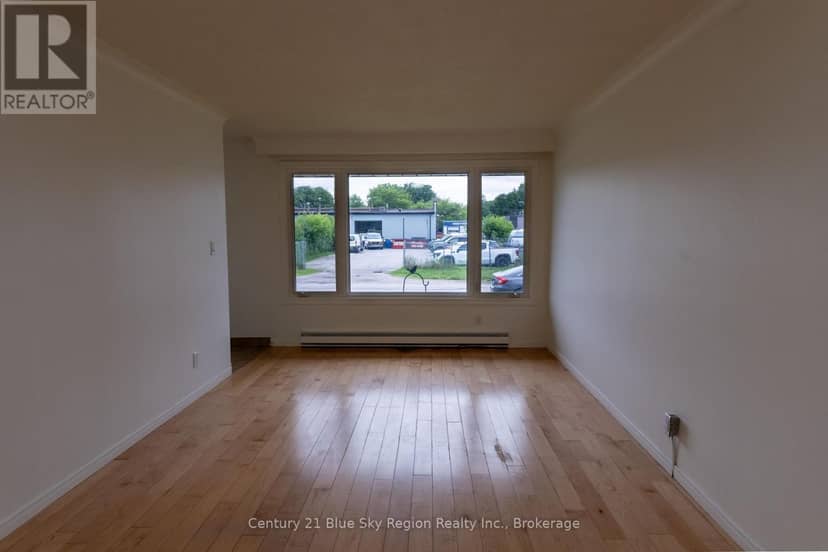 102 Lee Avenue — photo 7 of 27