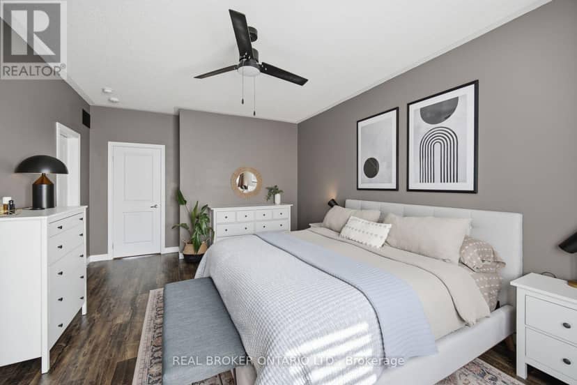 65 Blackwell Crescent — photo 32 of 40
