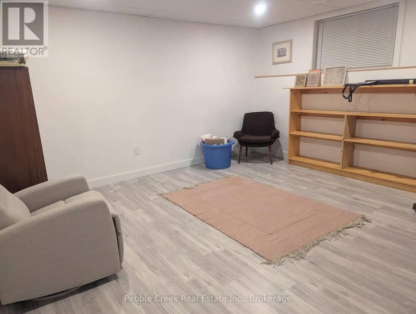 16 - 27 Fairhaven Lane — photo 23 of 29