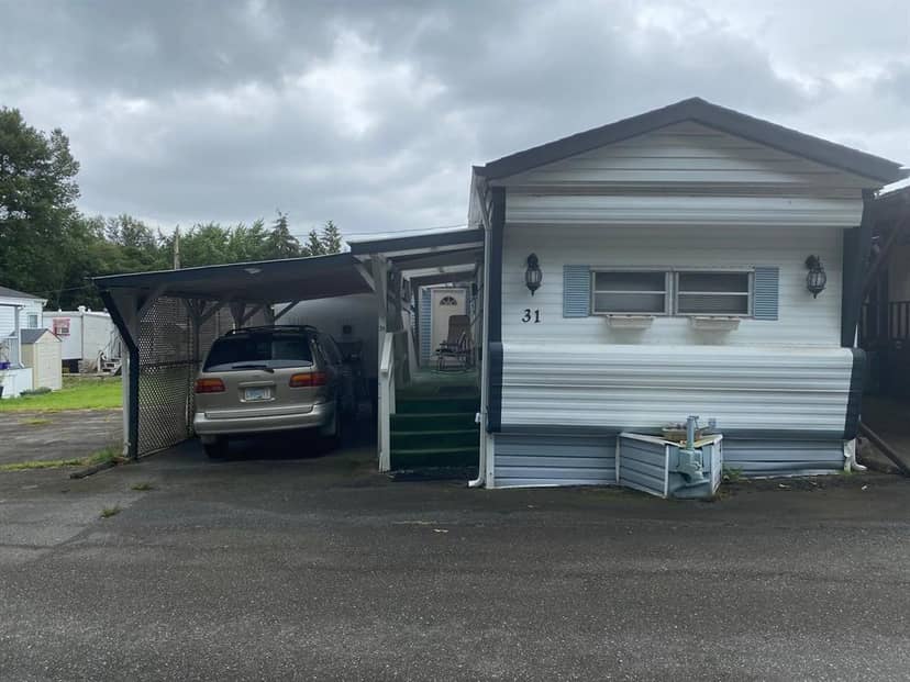 31 8266 KING GEORGE BOULEVARD, Surrey