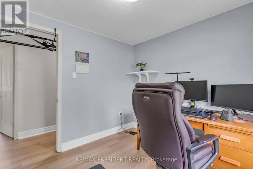 265 Catharine Street — photo 29 of 40