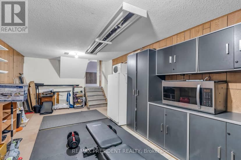 265 Catharine Street — photo 40 of 40