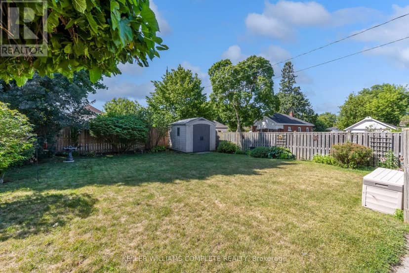 50 Strathcona Avenue — photo 31 of 32