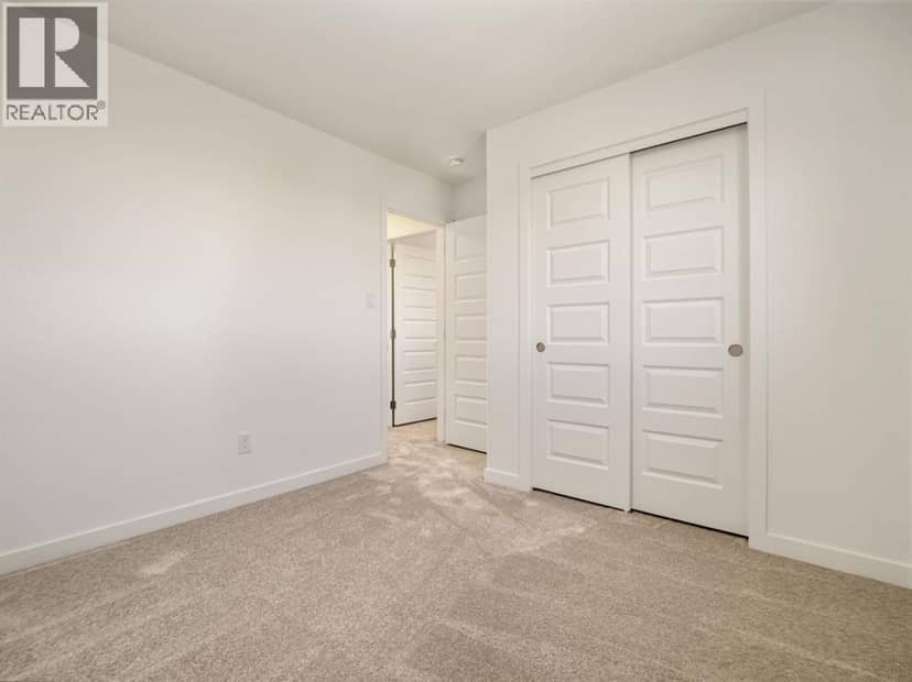 738 Violet Place W — photo 17 of 24