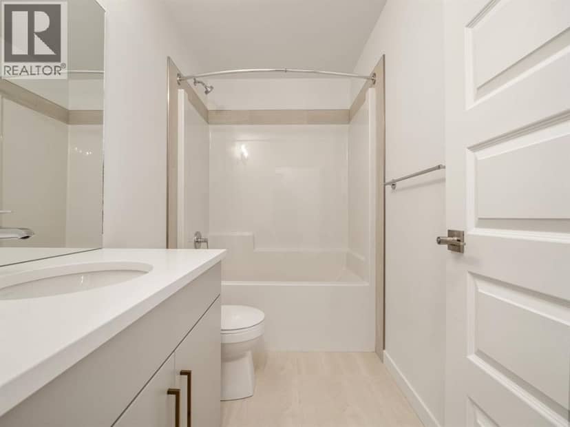 738 Violet Place W — photo 15 of 24
