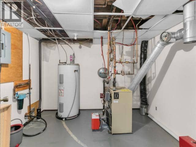 4 & 6 Nisutlin Drive — photo 25 of 40